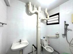 Blk 219A Jurong East Street 21 (Jurong East), HDB 5 Rooms #575371691